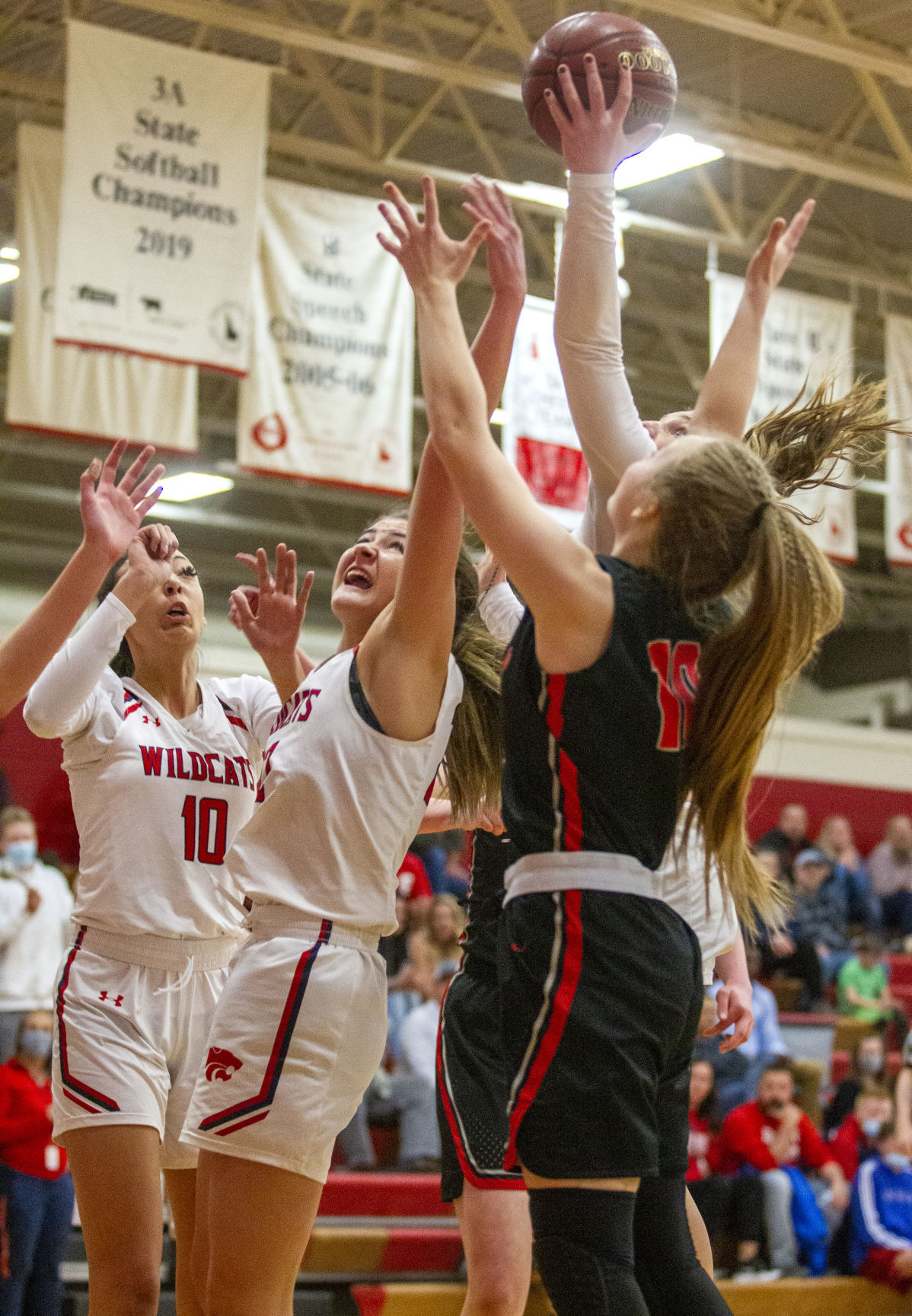 Filer claims district title